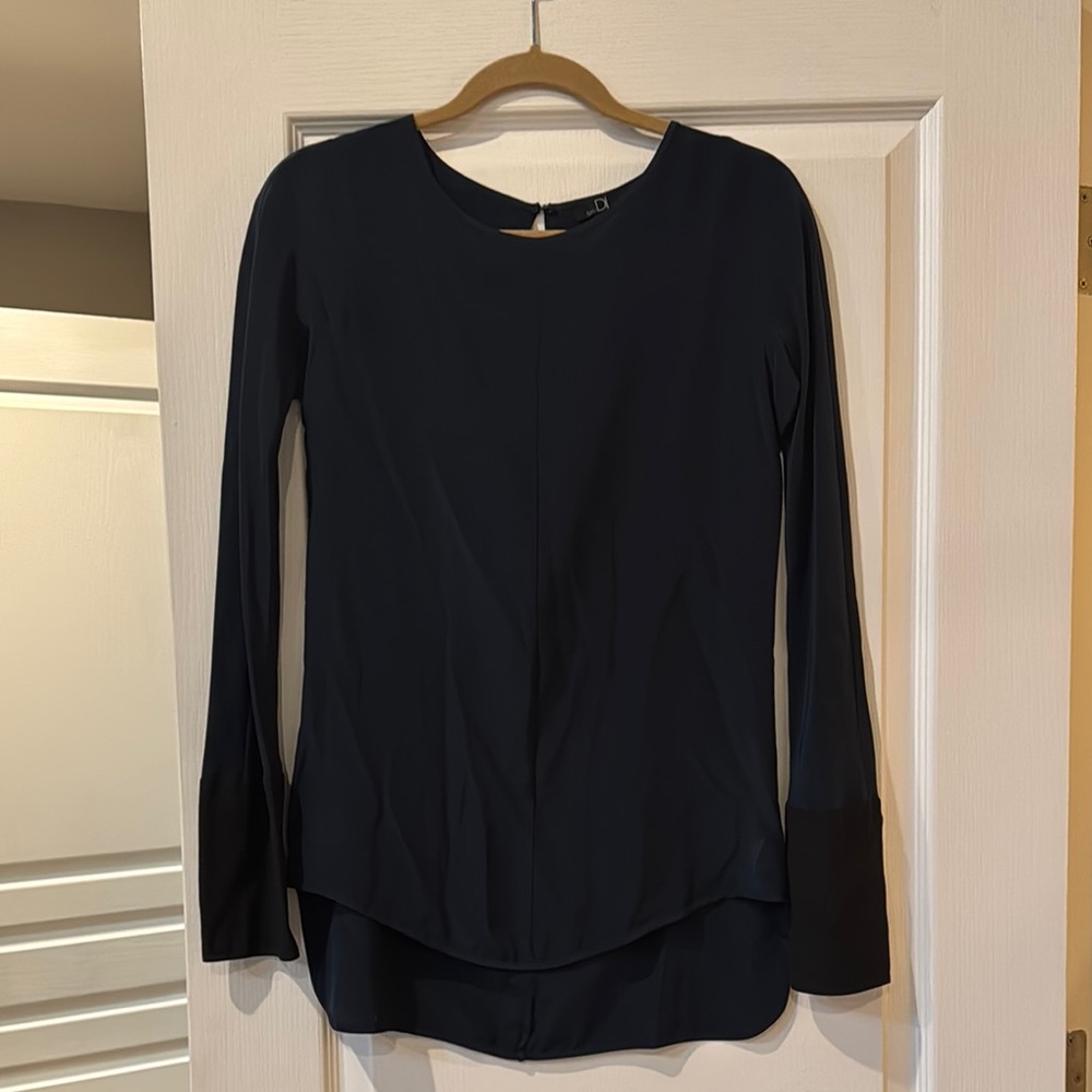 David Lerner Black Fitted Long Sleeve Blouse